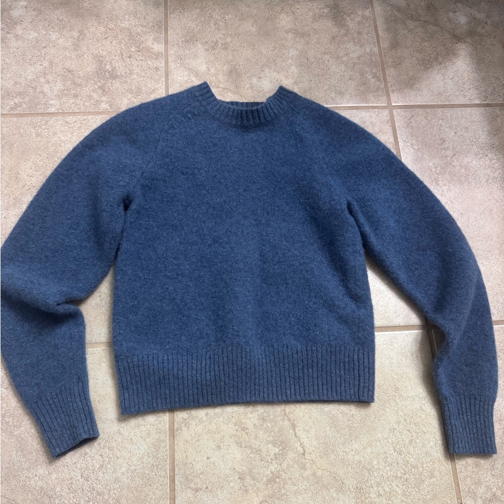 Uniqlo wool sweater XS